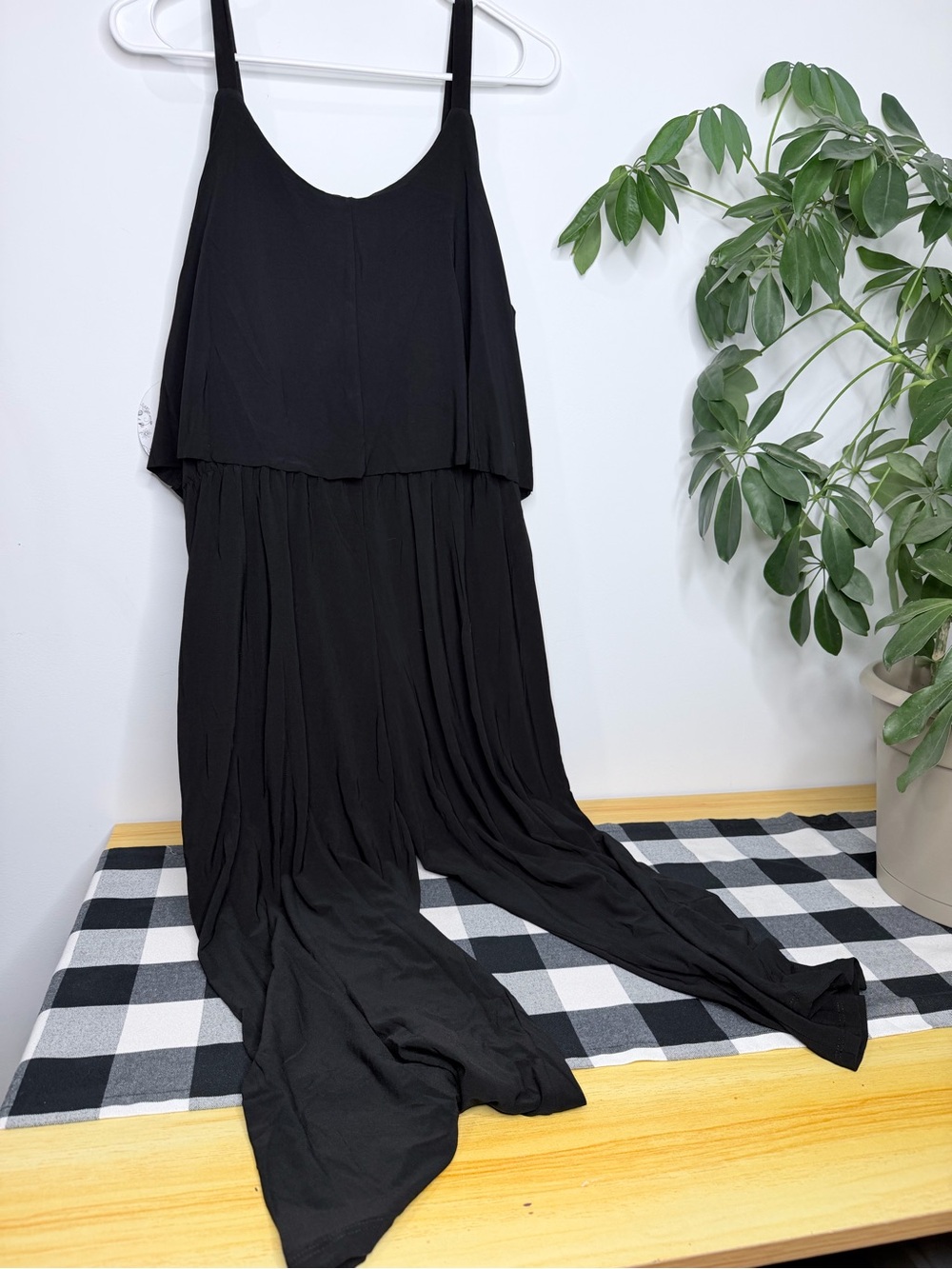 NWT Naïf Sleeveless Crop Length Jumpsuit Size L - Picture 6 of 10